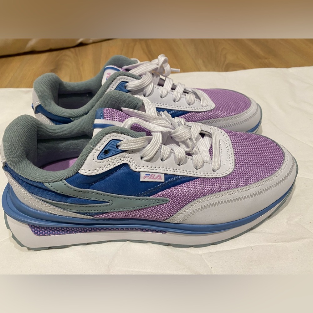 Fila Sneakers Lavender & Blue New 7.5